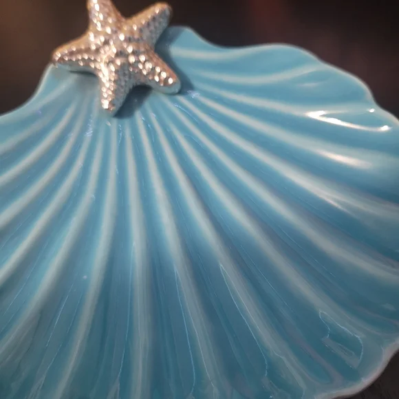 Ceramic Sea Shell Vanity Tray with Silver Starfish - Blue - Picture 4 of 4